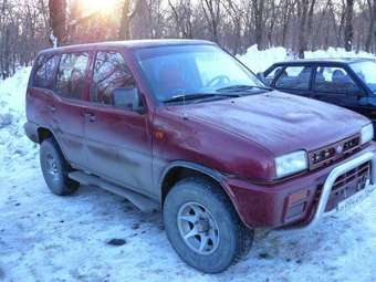 1994 Nissan Terrano Photos