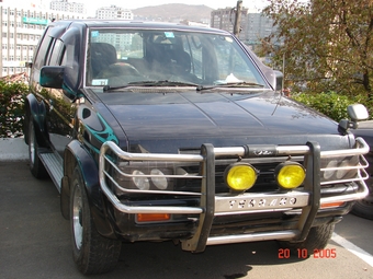 1995 Nissan Terrano