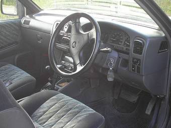 1995 Terrano