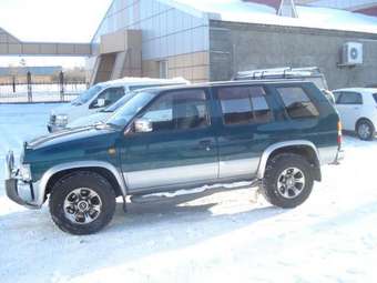 1995 Terrano