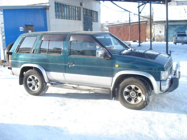 1995 Nissan Terrano