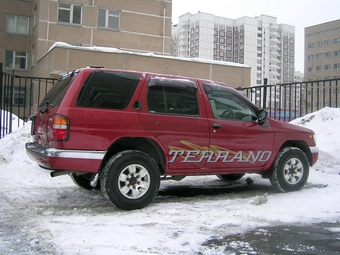 1996 Terrano