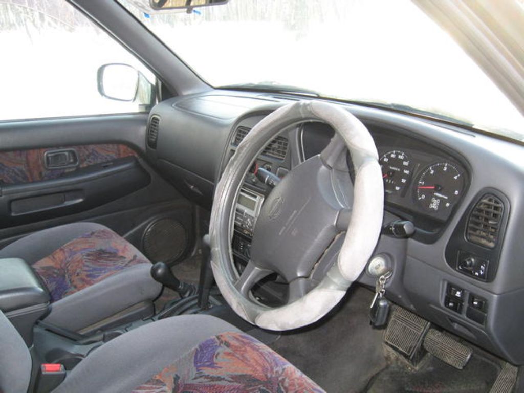 1996 Nissan Terrano