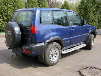 1996 Nissan Terrano Photos
