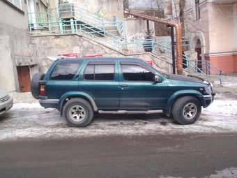 1996 Nissan Terrano Pics