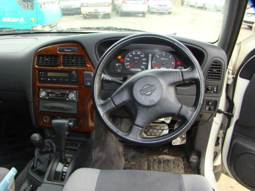 1997 Nissan Terrano