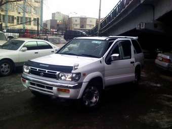 1997 Nissan Terrano Pictures