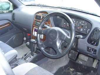 Nissan Terrano