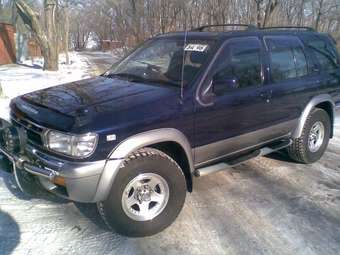 1998 Nissan Terrano Photos