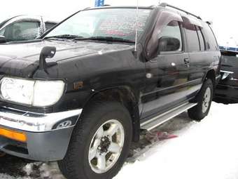 1998 Nissan Terrano Photos