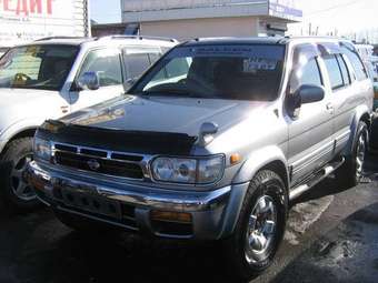 1998 Nissan Terrano Photos