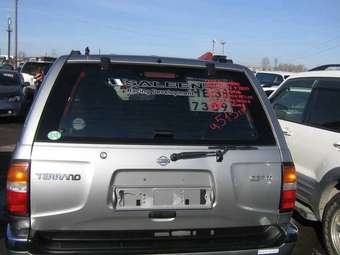 1998 Nissan Terrano Pictures