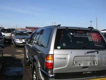 1998 Nissan Terrano Photos