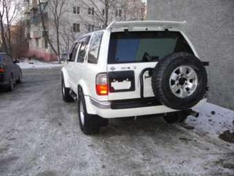 1998 Nissan Terrano Photos