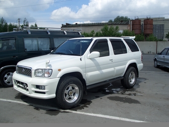 1999 Nissan Terrano