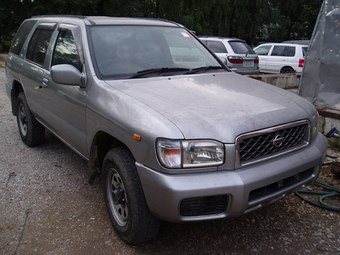 1999 Nissan Terrano