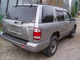 1999 Nissan Terrano