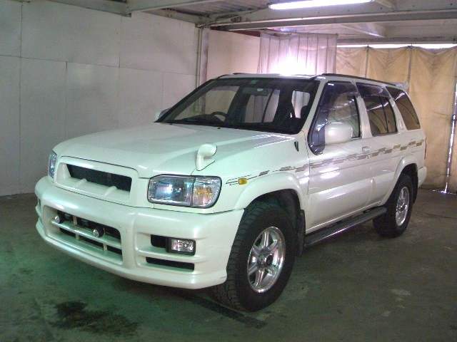 1999 Nissan Terrano