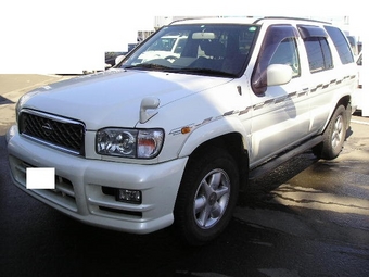 1999 Nissan Terrano