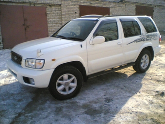 1999 Nissan Terrano