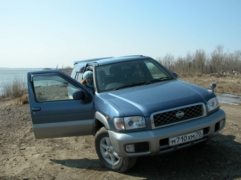 1999 Nissan Terrano