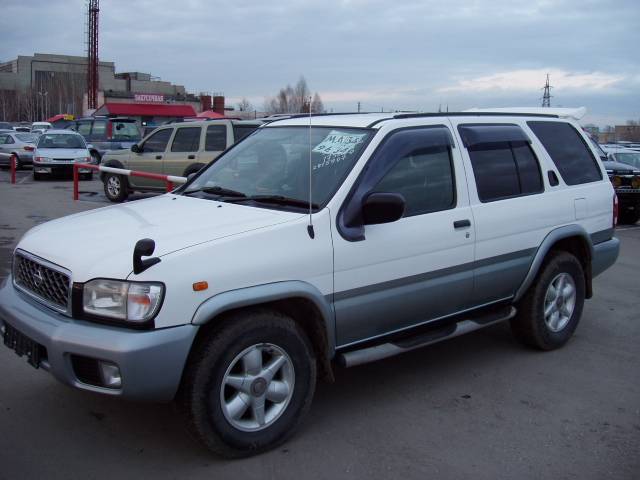 1999 Nissan Terrano