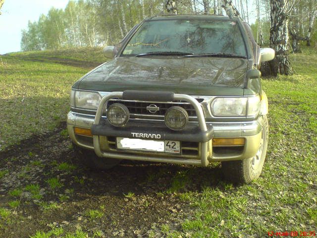 1999 Nissan Terrano