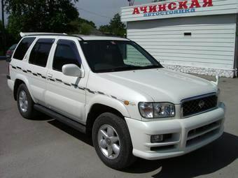 1999 Nissan Terrano