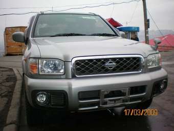 1999 Nissan Terrano Pictures