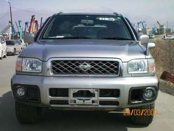 1999 Nissan Terrano Pictures