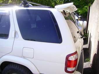 1999 Nissan Terrano Pictures