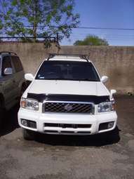1999 Nissan Terrano Pictures