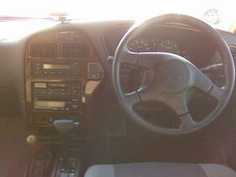 1999 Nissan Terrano Photos