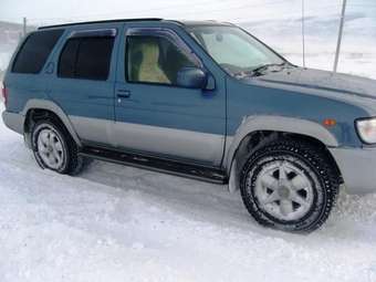 1999 Nissan Terrano