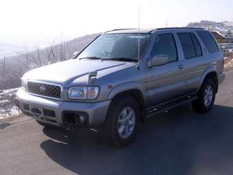 1999 Nissan Terrano Pictures