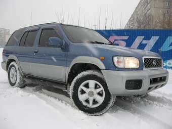 1999 Nissan Terrano Pictures