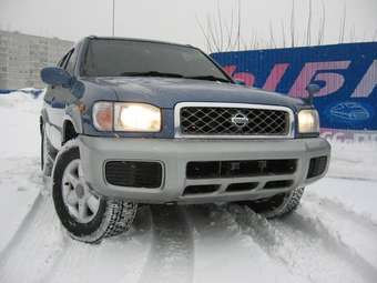 1999 Nissan Terrano Pics