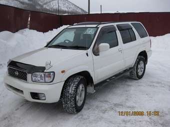 1999 Nissan Terrano Photos