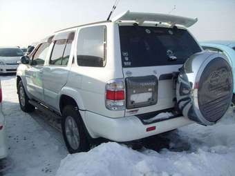 1999 Nissan Terrano Photos
