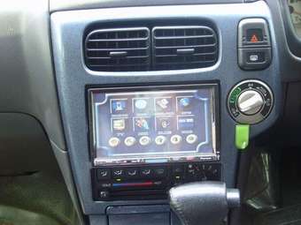 1999 Nissan Terrano Pictures