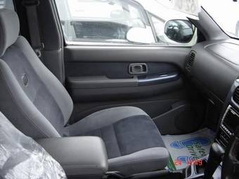 1999 Nissan Terrano Photos