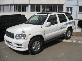 1999 Nissan Terrano Photos