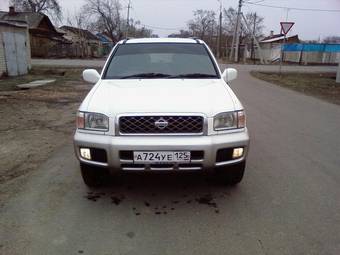 1999 Nissan Terrano Pics
