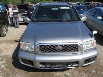 1999 Nissan Terrano Pics