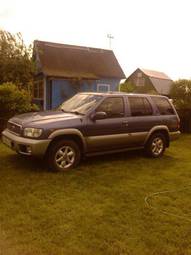 1999 Nissan Terrano Photos