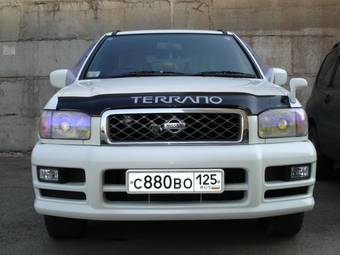 1999 Nissan Terrano Photos
