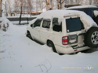 1999 Nissan Terrano Pictures