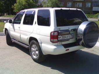 1999 Nissan Terrano Pics