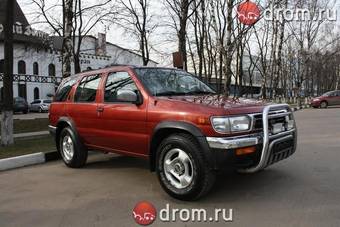 1999 Nissan Terrano Pictures