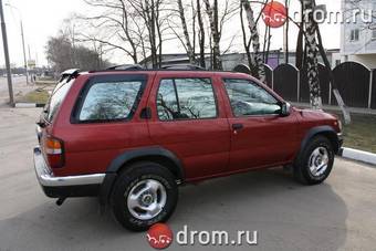 1999 Nissan Terrano Pictures